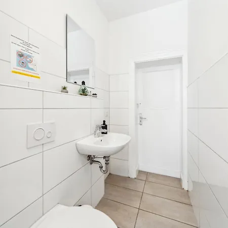 Home2stay Apartmenthaus Halle Zentrum Parking,kitchen,wifi *** Appartement